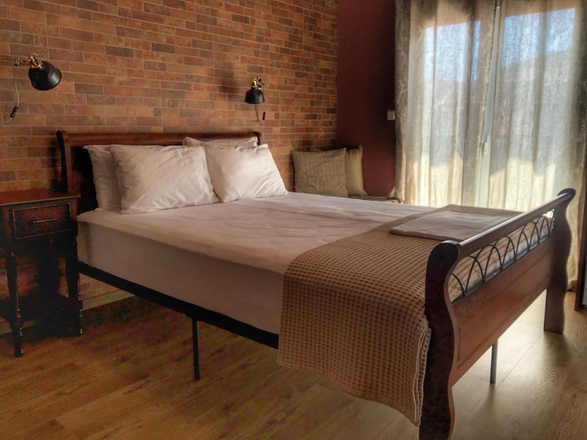 Guesthouse Monopati - Ξενώνας Μονοπάτι Lechovo Esterno foto