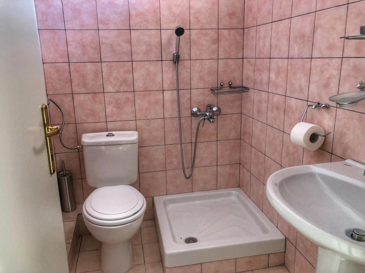 Guesthouse Monopati - Ξενώνας Μονοπάτι Lechovo Esterno foto