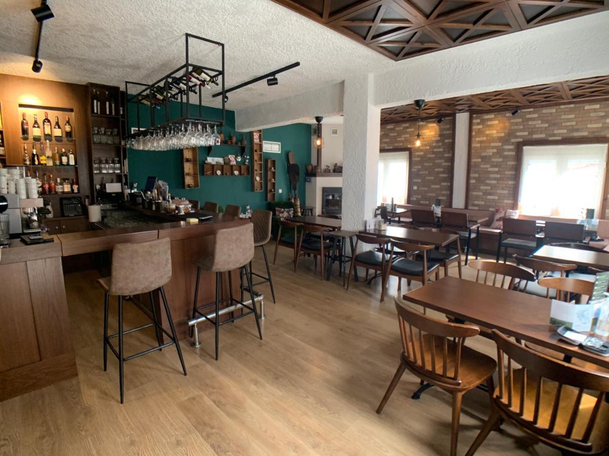 Guesthouse Monopati - Ξενώνας Μονοπάτι Lechovo Esterno foto